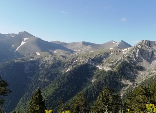 Szerszy pogląd na masyw Olimpu Szerszy pogląd na masyw Olimpu