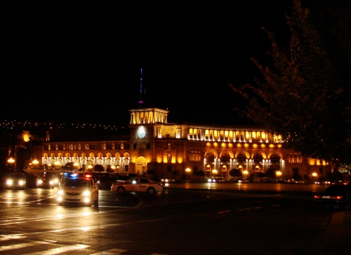 Armenia. Podróż z widokiem na Ararat.