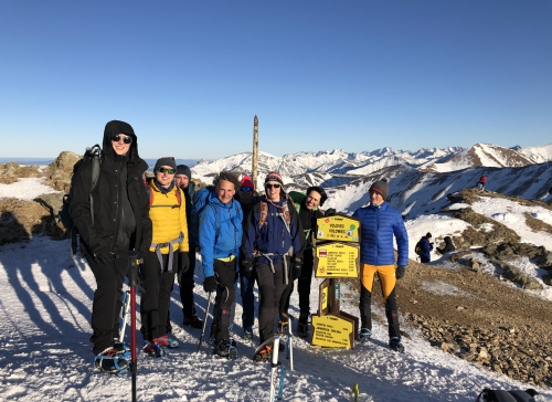 Kolorowa grupa Mediuszowa na szczycie Wołowca