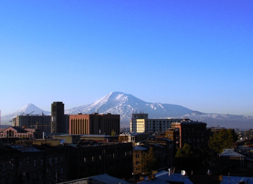Armenia - Podróż z widokiem na Ararat