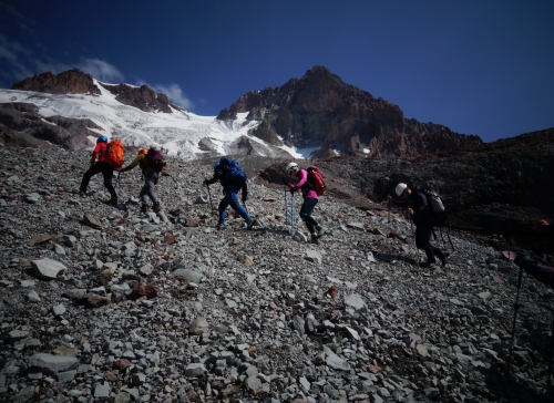 KAZBEK GRUZIŃSKA LEGENDA