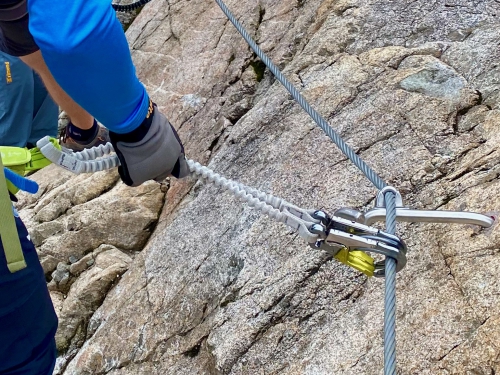 Via ferrata Czerwona Ławka. Najtrudniejszy szlak w Tatrach Wysokich? Wycieczka z Przewodnikiem Czerwona Ławka - szlak trudny, za to jakże ciekawy