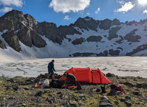 Obóz nad Deniz Gulu w wersji późnej wiosny Deniz-Turcja-Trekking-Kackar-Kaczkary