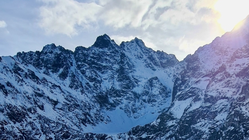 Wycieczka na Niżnie Rysy zimą z przewodnikiem Wycieczka na Niżnie Rysy zimą z przewodnikiem