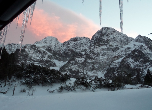 Wycieczka na Żabi Mnich zimą z przewodnikiem