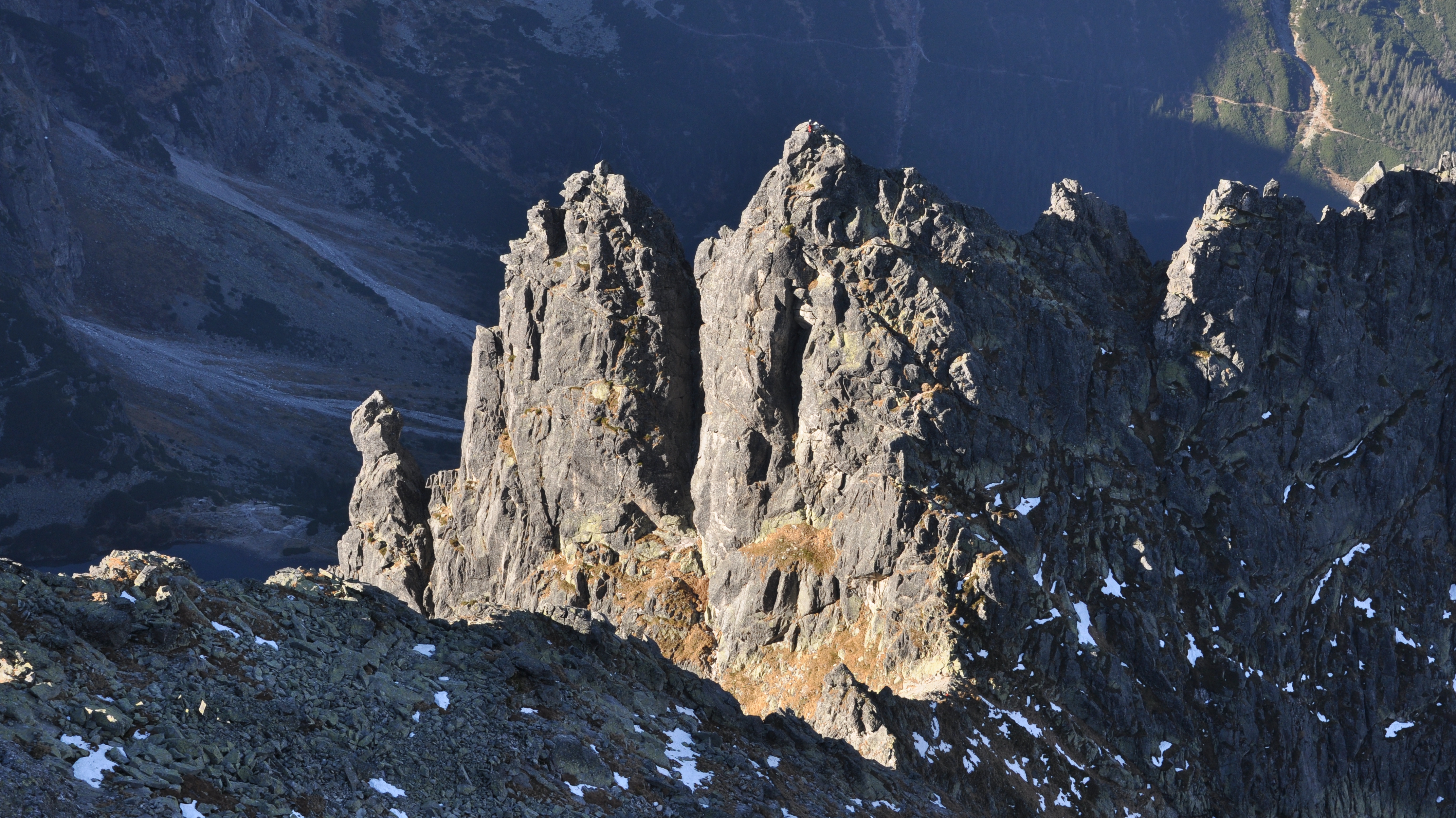 Wycieczka na Żabi Mnich zimą z przewodnikiem